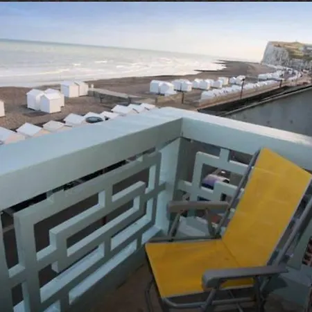 Le Tourbillon * مير-لي-بان