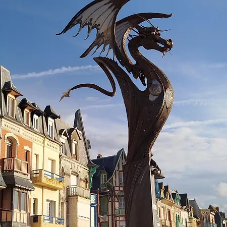 Le Tourbillon Apartment *