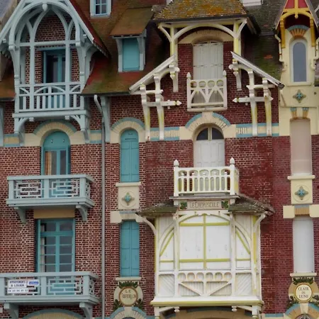 Le Tourbillon شقة